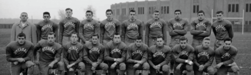 Notre Dame Recsports Badin 1954 Interhall Football Cahmps Featured Image 