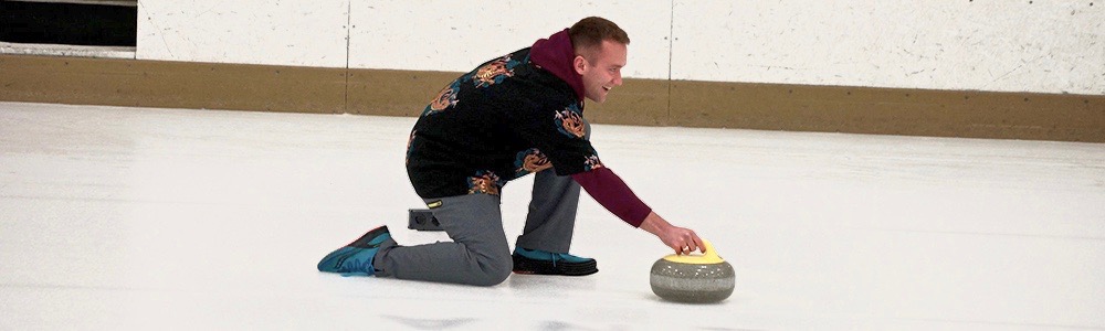 Curling 1000 X 300 2